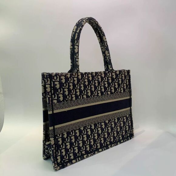 Dior Women Pre-Loved Bag Brand New Condition - Picture 3 of 9